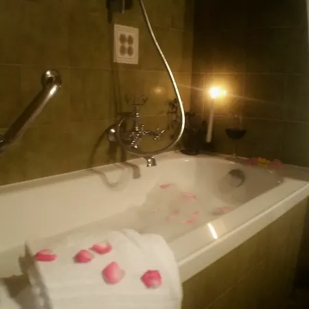 Tenuta Bichi Borghesi Otel